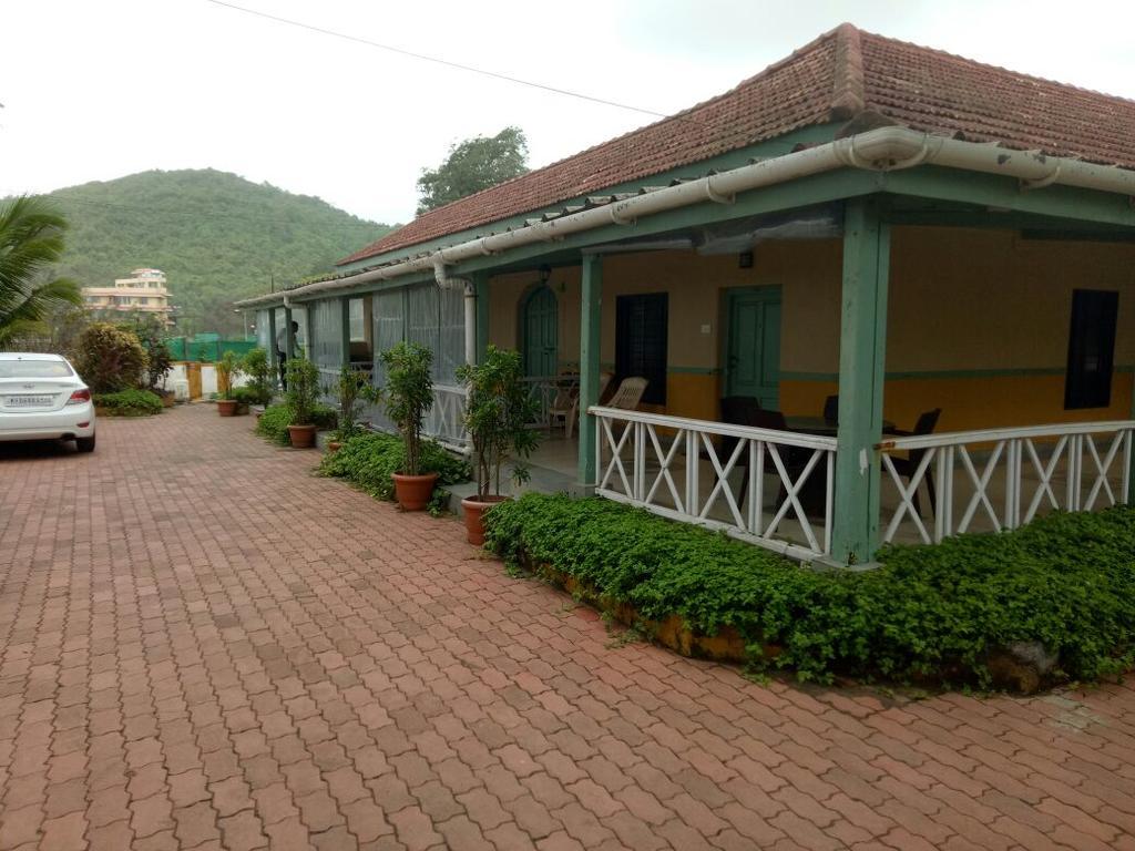 Golden Swan Beach Resort Murūd Exteriér fotografie